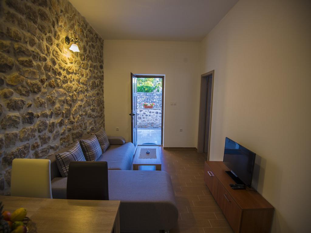 Apartments Punta Starigrad Paklenica Eksteriør billede