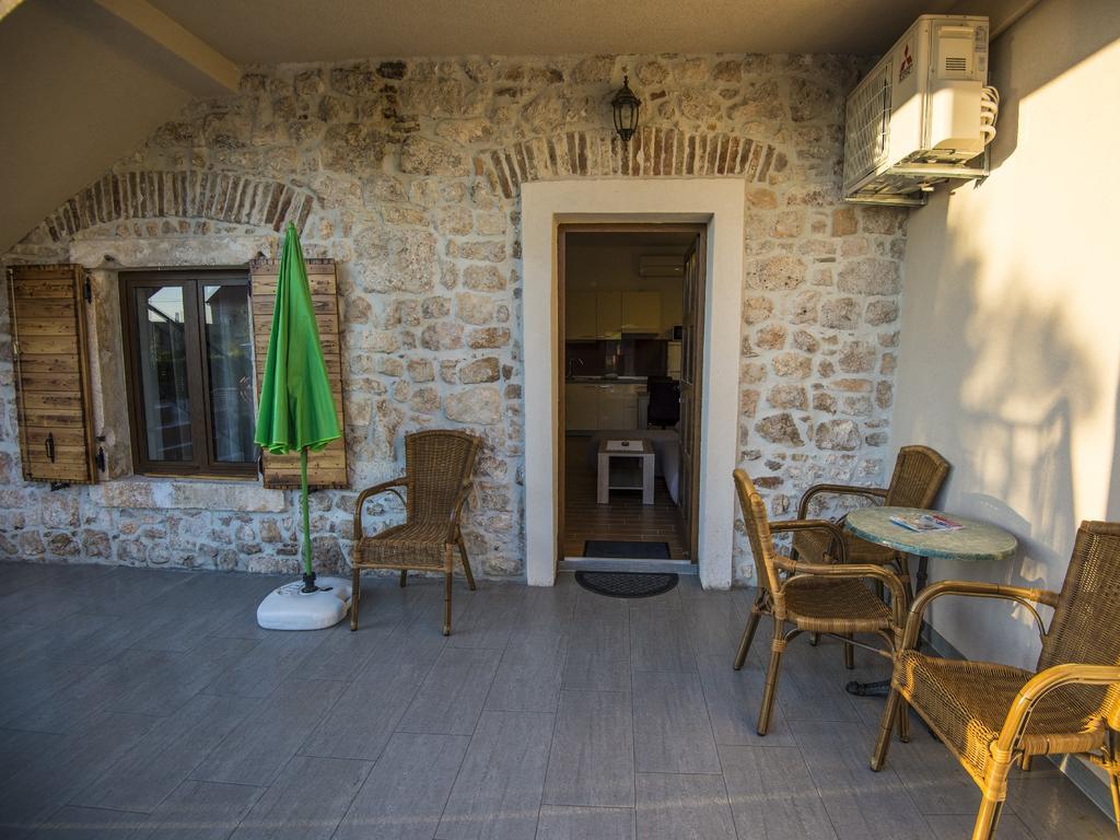 Apartments Punta Starigrad Paklenica Eksteriør billede